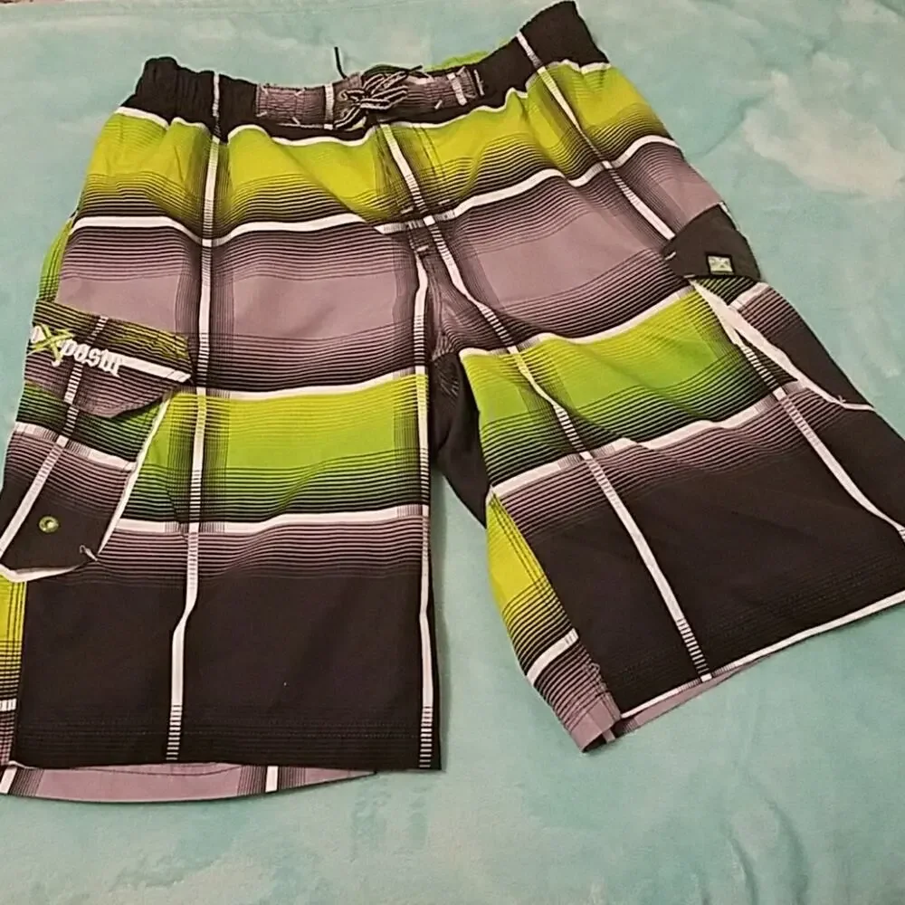 Zero xposure swim trunks - size M